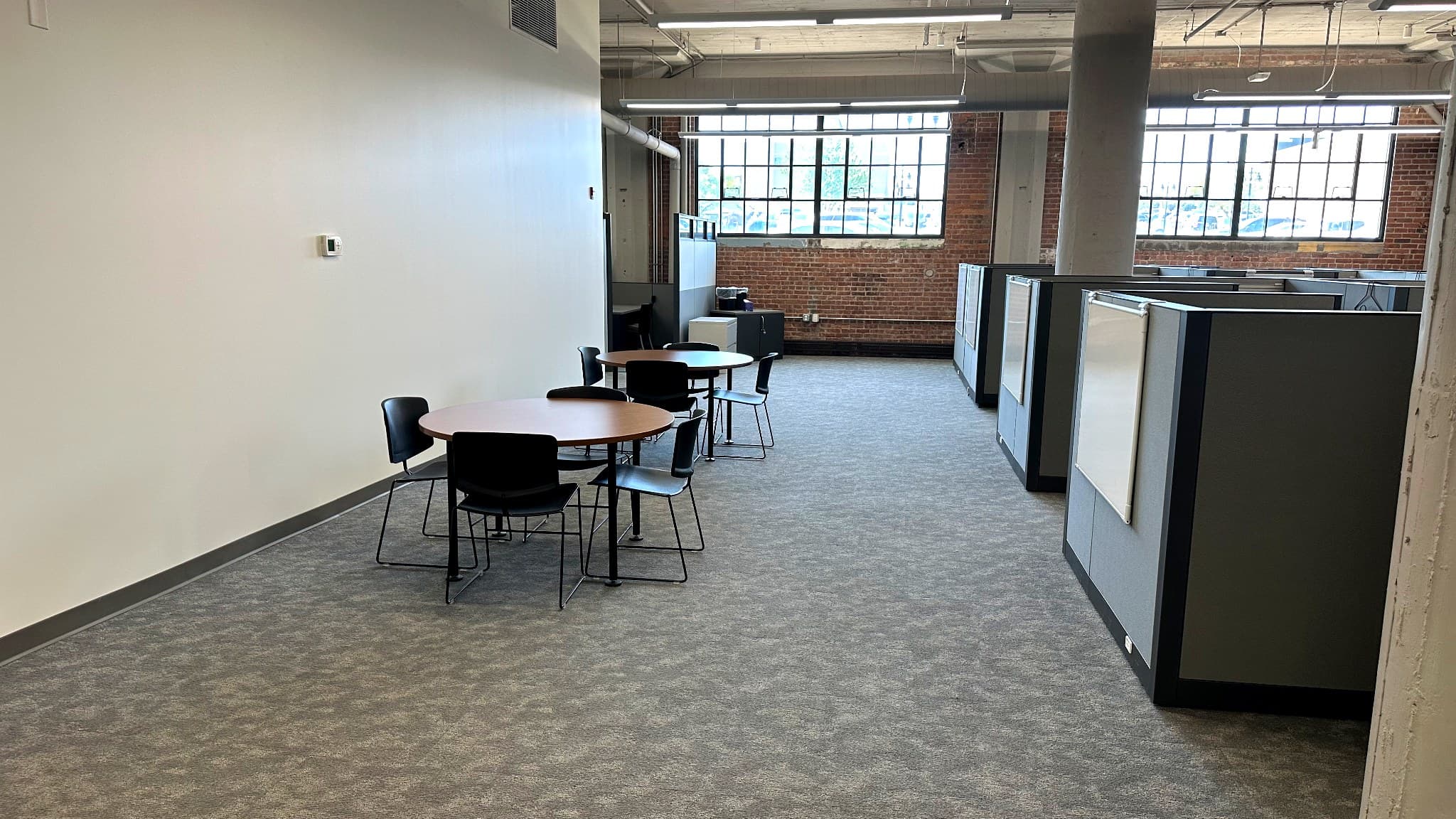 Shared professional workspace at Murray Place Suites